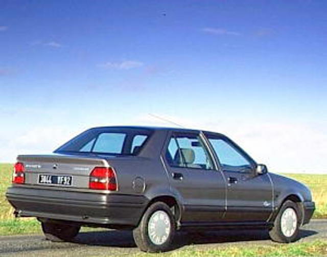 Renault 19 Foto 4