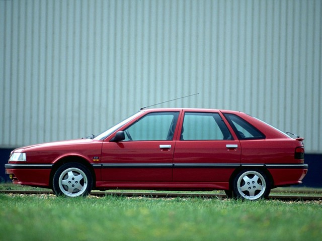 Renault 21 photo 3