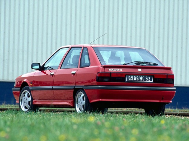 Renault 21 photo 5