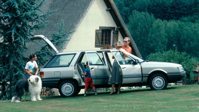Renault 21 photo 3