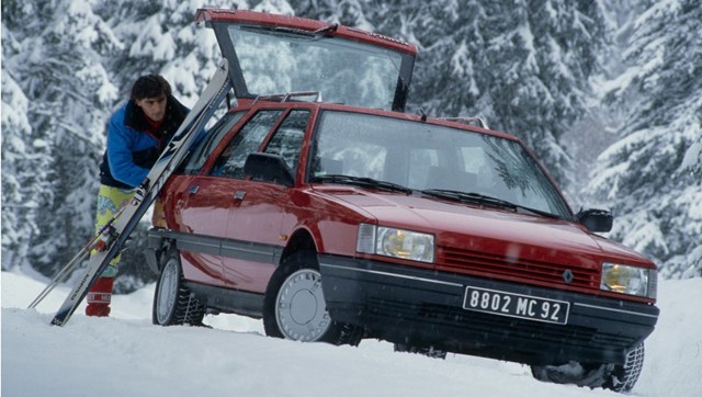 Renault 21 photo 4