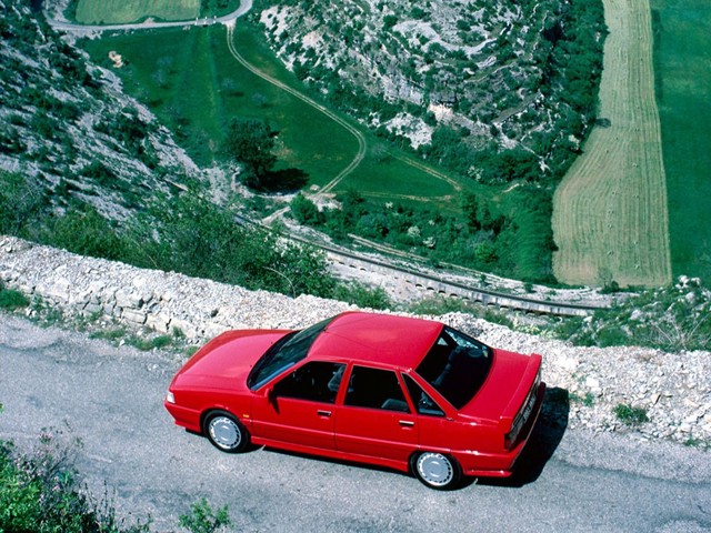 Renault 21 photo 15