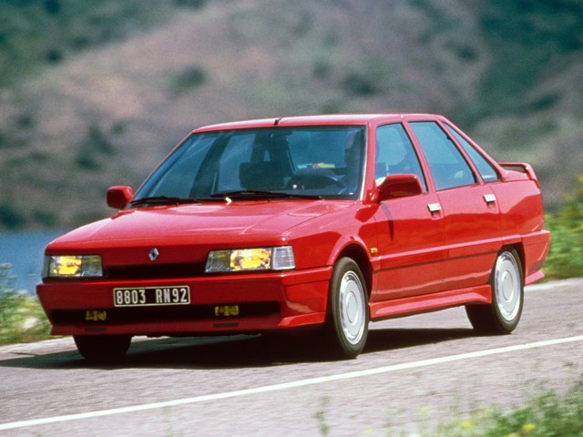 Renault 21 photo 18