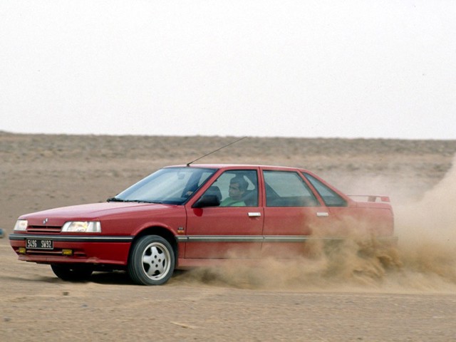 Renault 21 photo 5