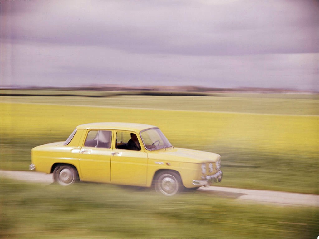 Renault 8 photo 8