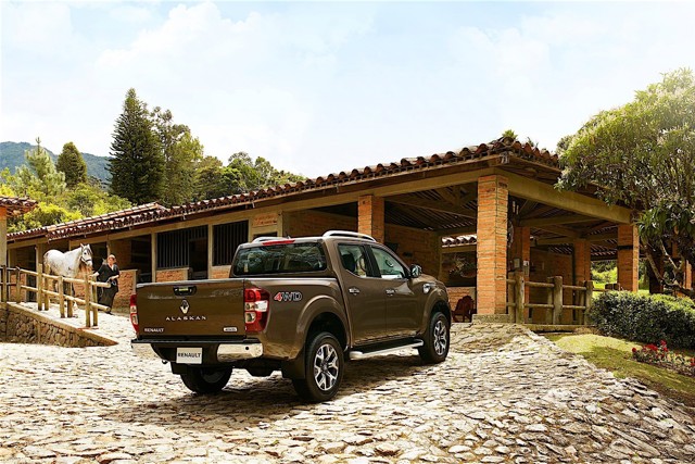 Renault Alaskan photo 9