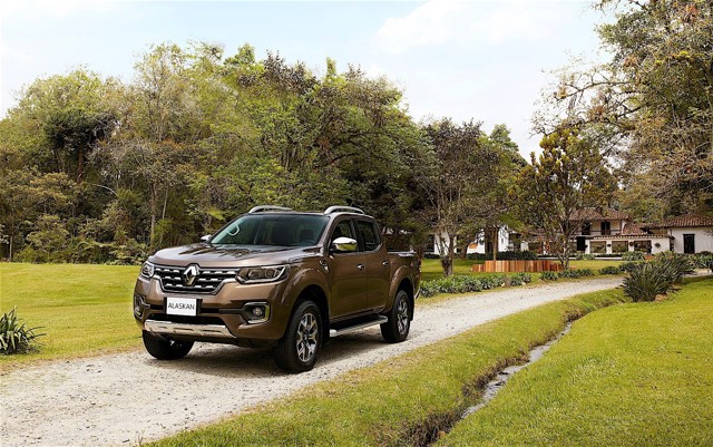 Renault Alaskan photo 14