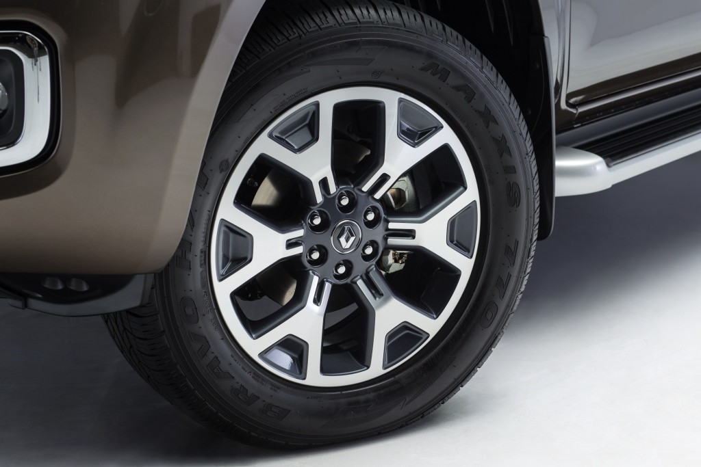 Renault Alaskan photo 25