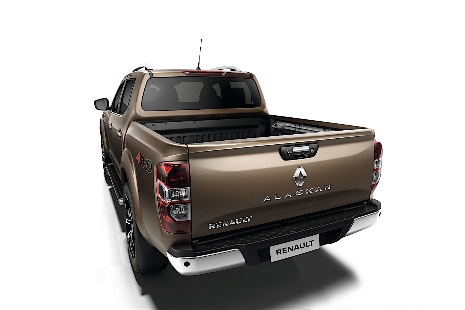 Renault Alaskan photo 4