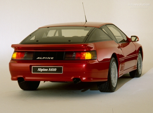 Renault Alpine photo 3