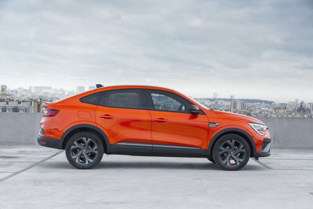 Renault Arkana photo 76