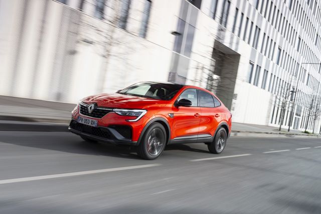 Renault Arkana photo 8