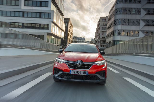 Renault Arkana photo 18