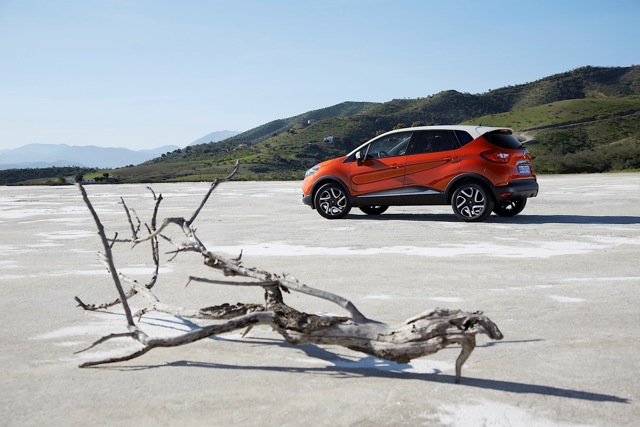 Renault Captur photo 2