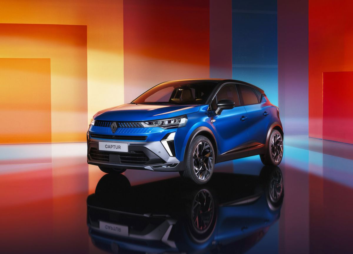 Renault RENAULT Captur 1.3L TCE FWD (152 HP)