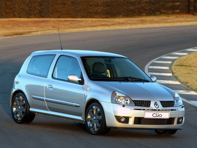 Renault Clio 3 Doors photo 15