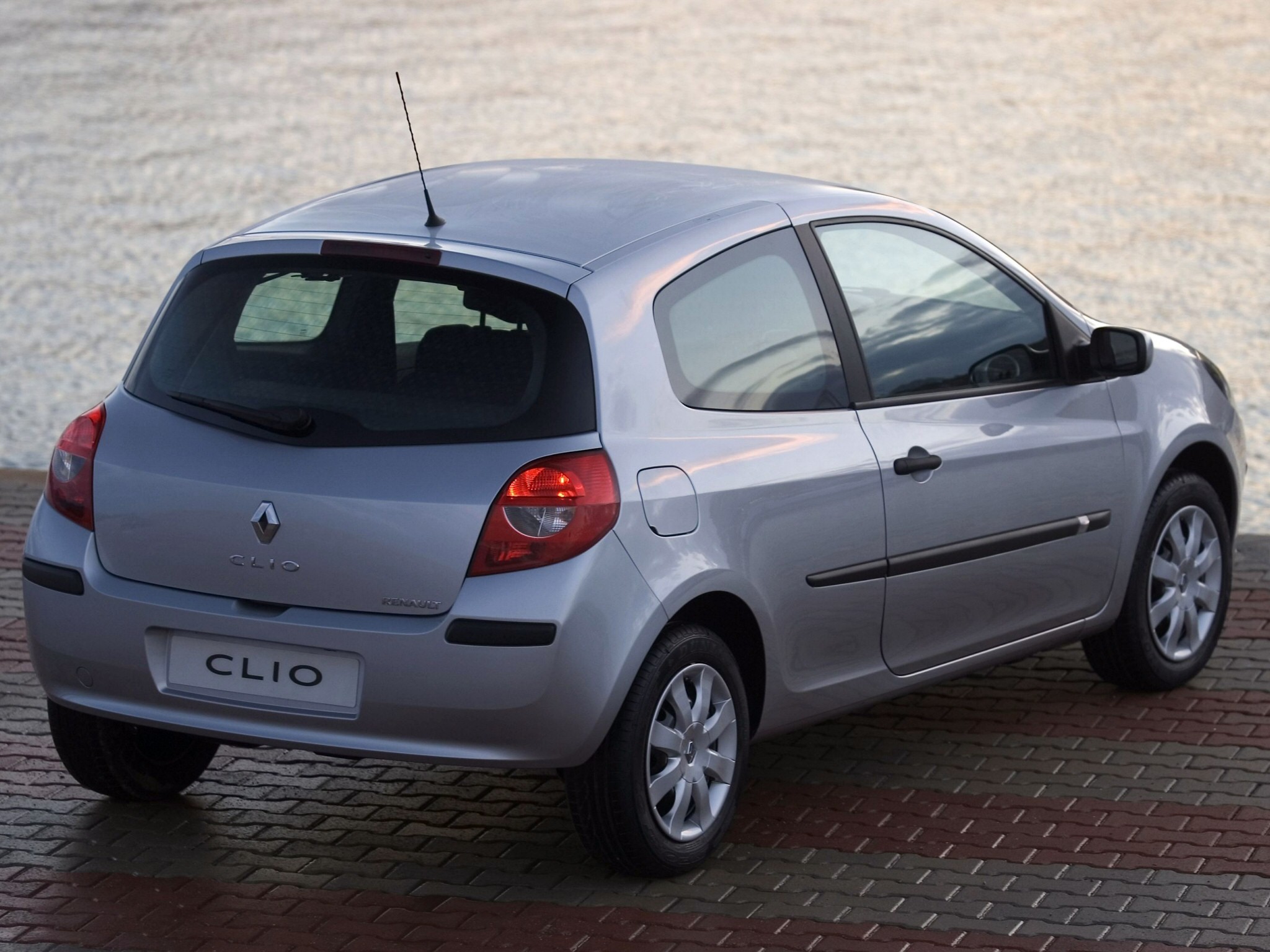Renault Clio 3 Doors photo 15