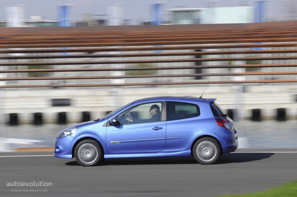 Renault Clio 3 Doors photo 7