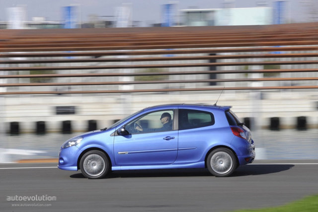 Renault Clio 3 Doors foto 8