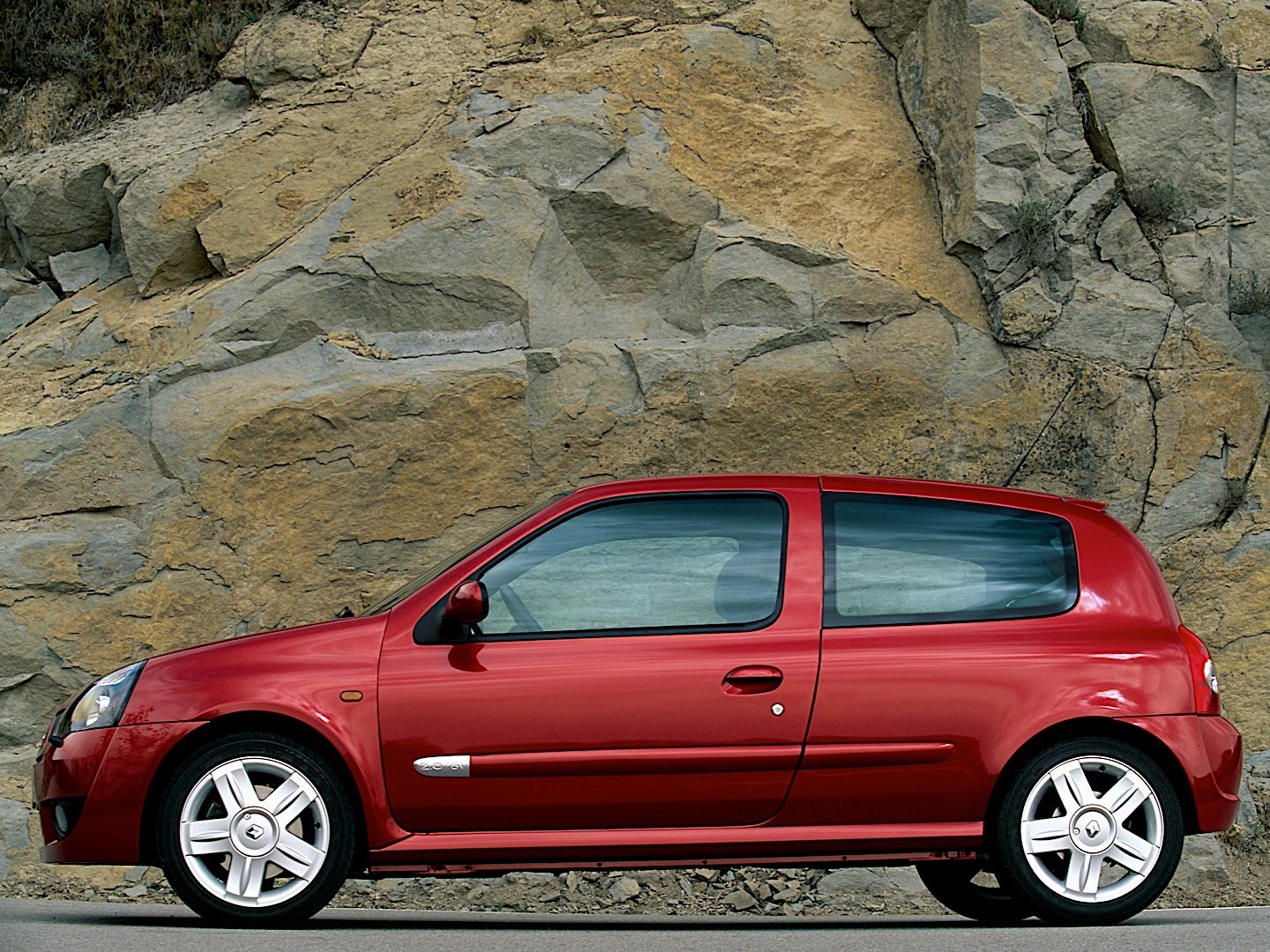 Renault Clio 3 Doors photo 6