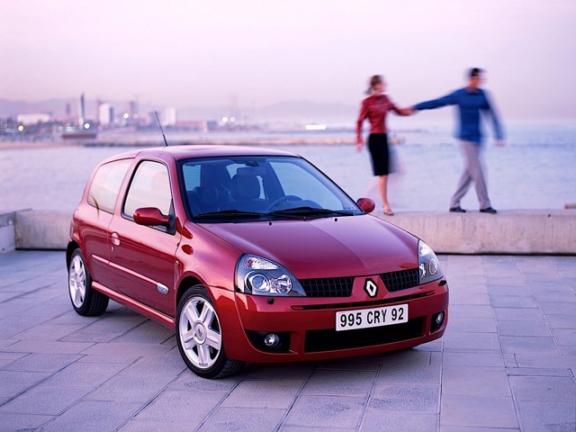 Renault Clio 3 Doors photo 8