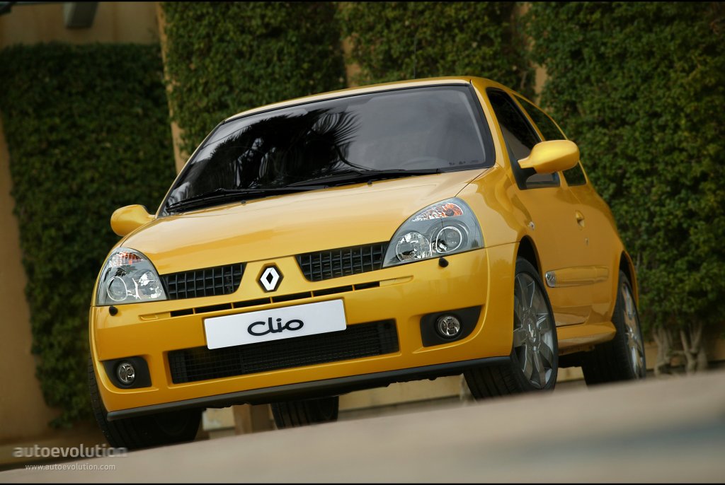 Renault Clio 3 Doors photo 2