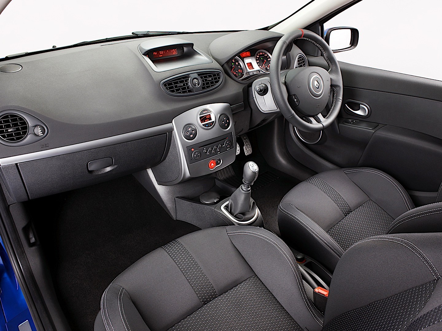 Renault Clio 3 Doors photo 44