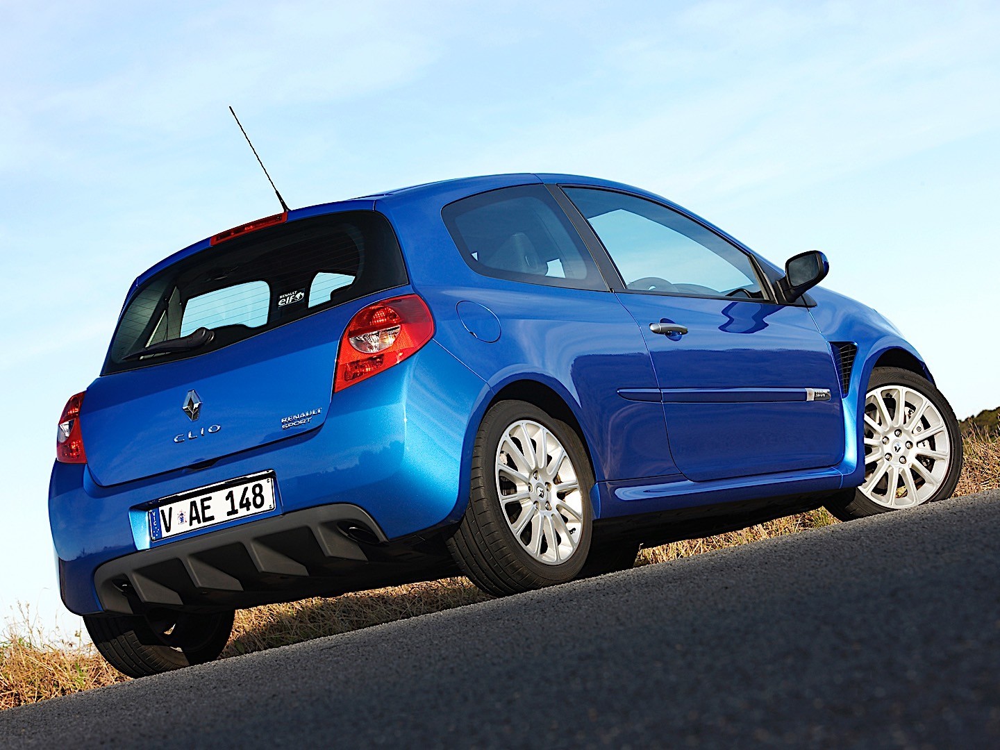 Renault Clio 3 Doors photo 17