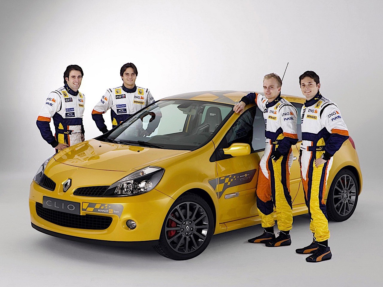 Renault Clio 3 Doors photo 34