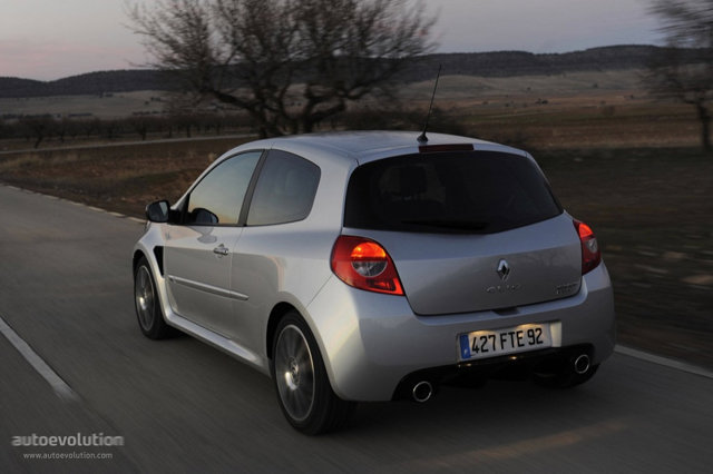 Renault Clio 3 Doors photo 25