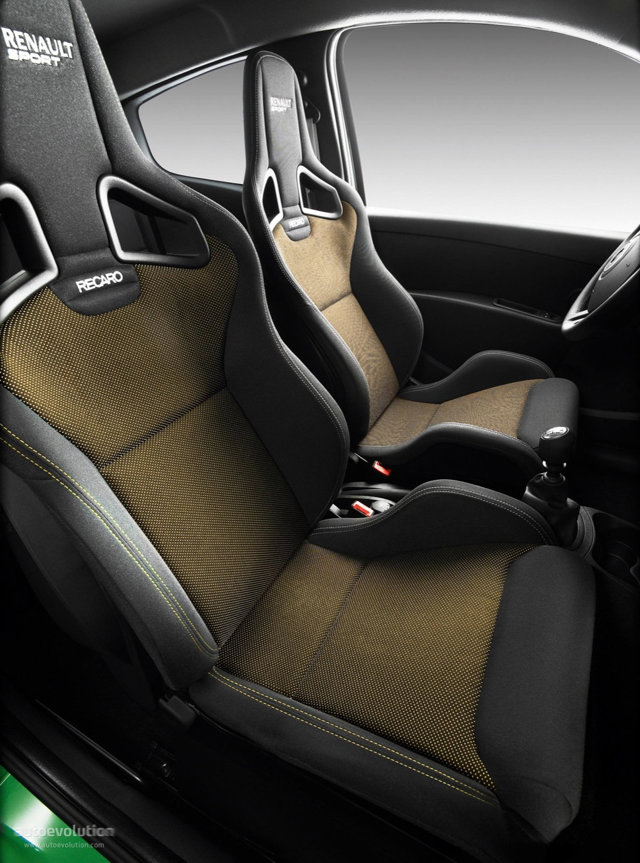Renault Clio 3 Doors photo 28