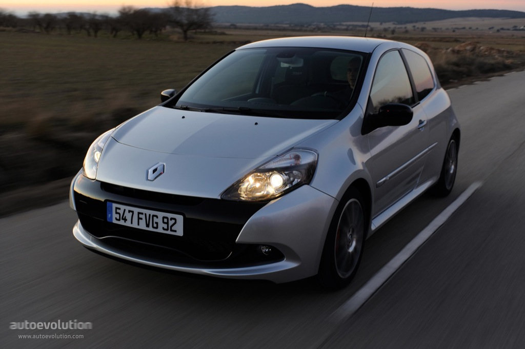 Renault Clio 3 Doors photo 3