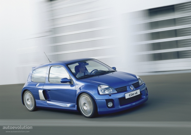 Renault Clio 3 Doors photo 2