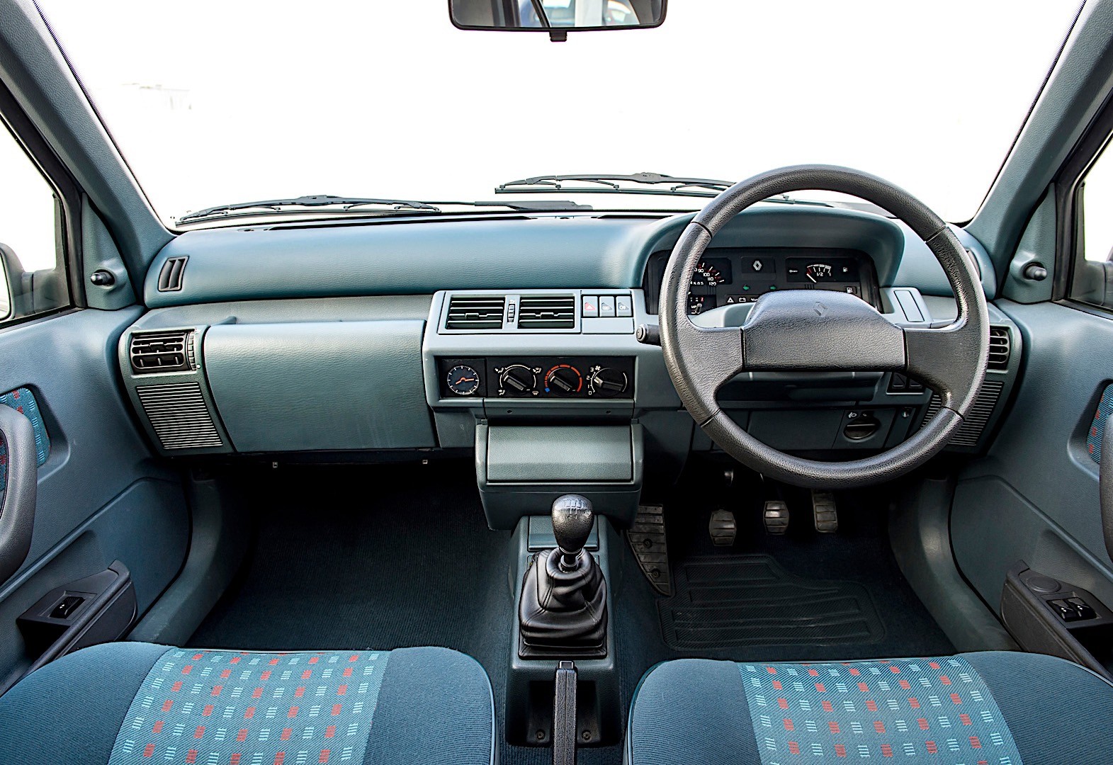 Renault Clio 5 Doors photo 14