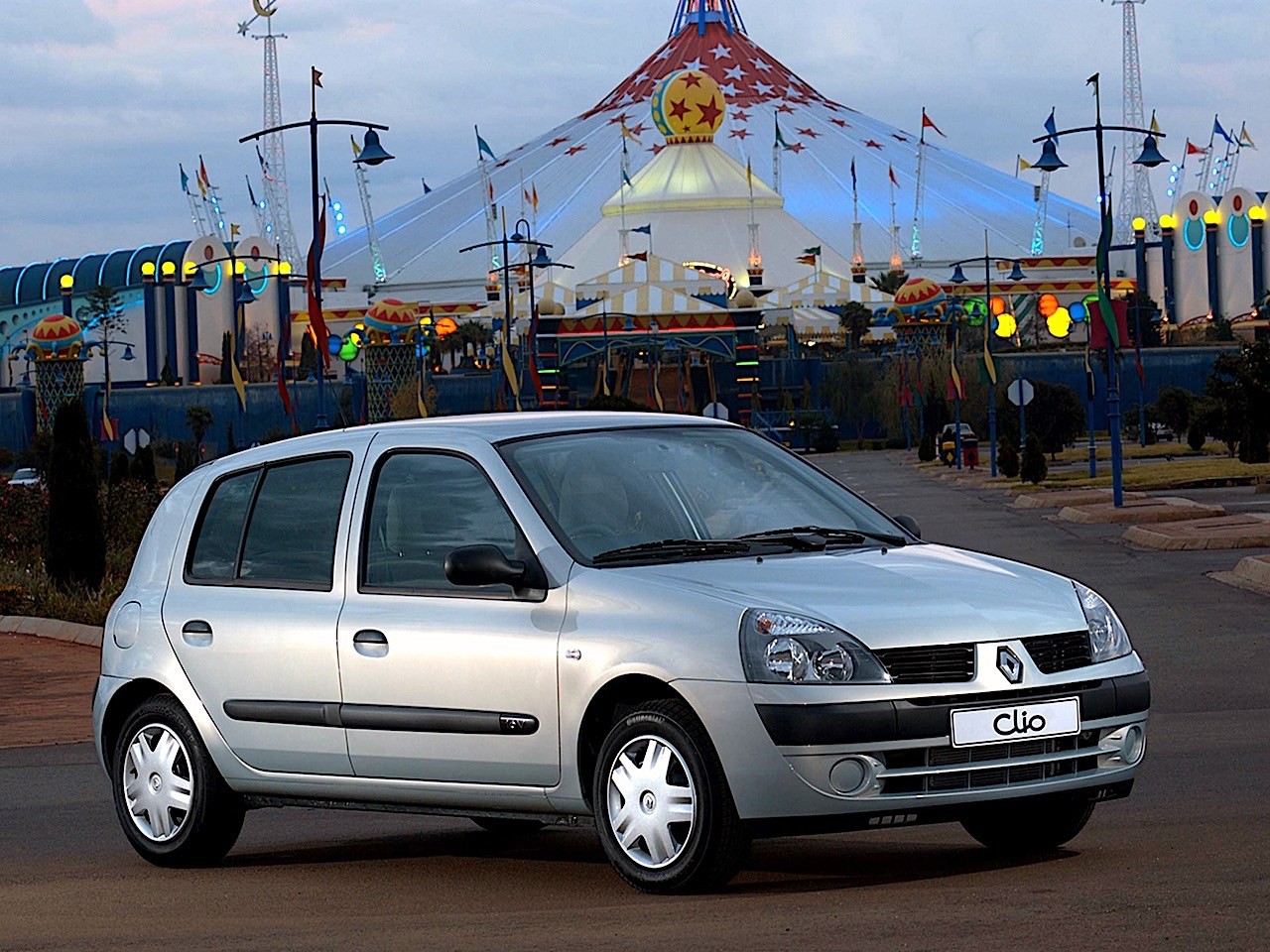 Renault Clio 5 Doors photo 12