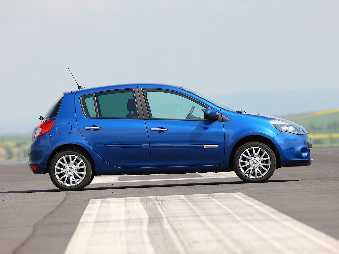 Renault Clio 5 Doors photo 24