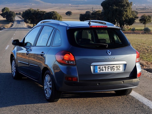 Renault Clio Estate photo 9