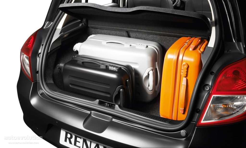 Renault Clio Estate photo 14