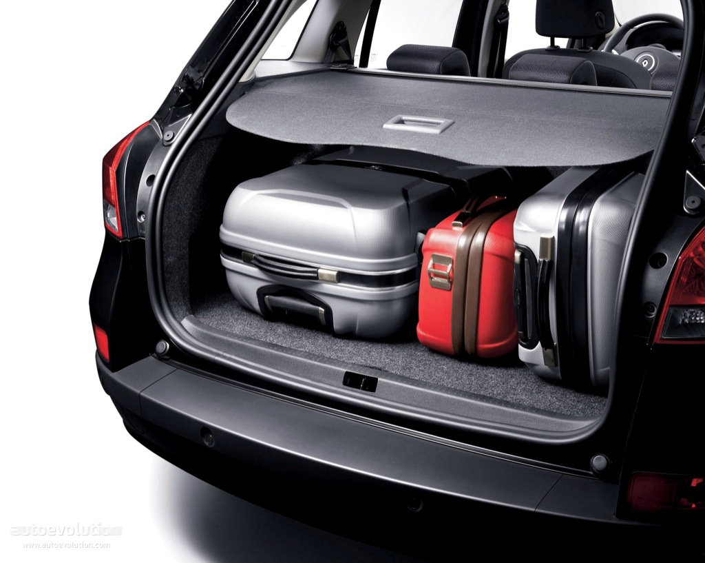 Renault Clio Estate photo 15