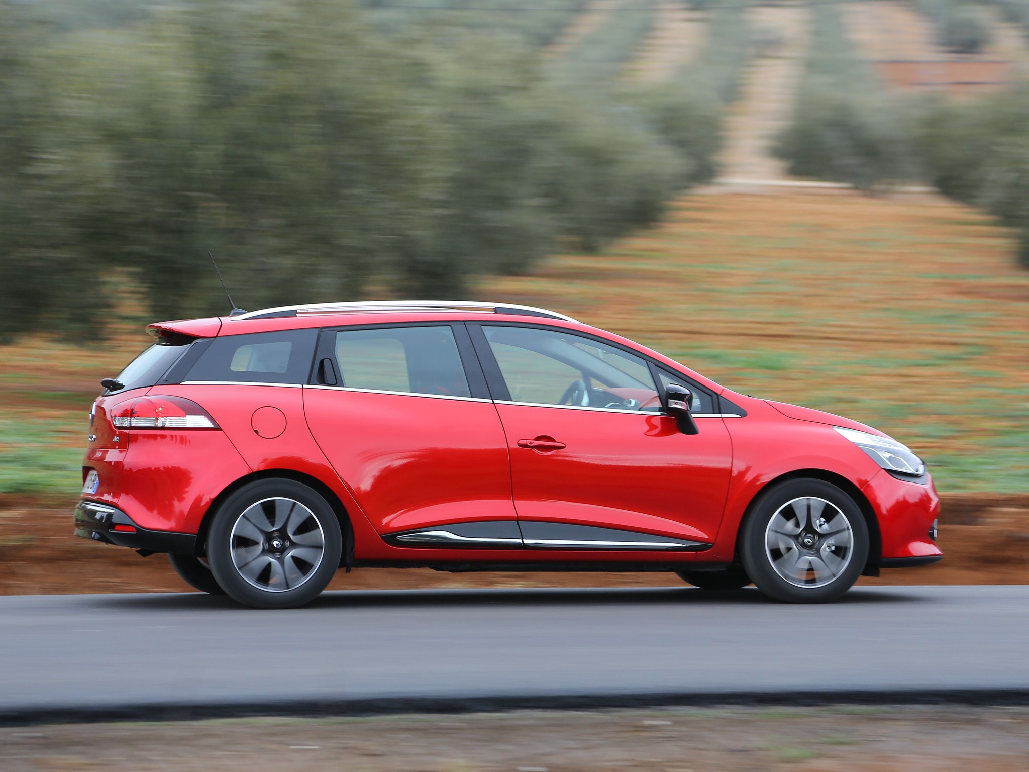 Renault Clio Estate photo 25