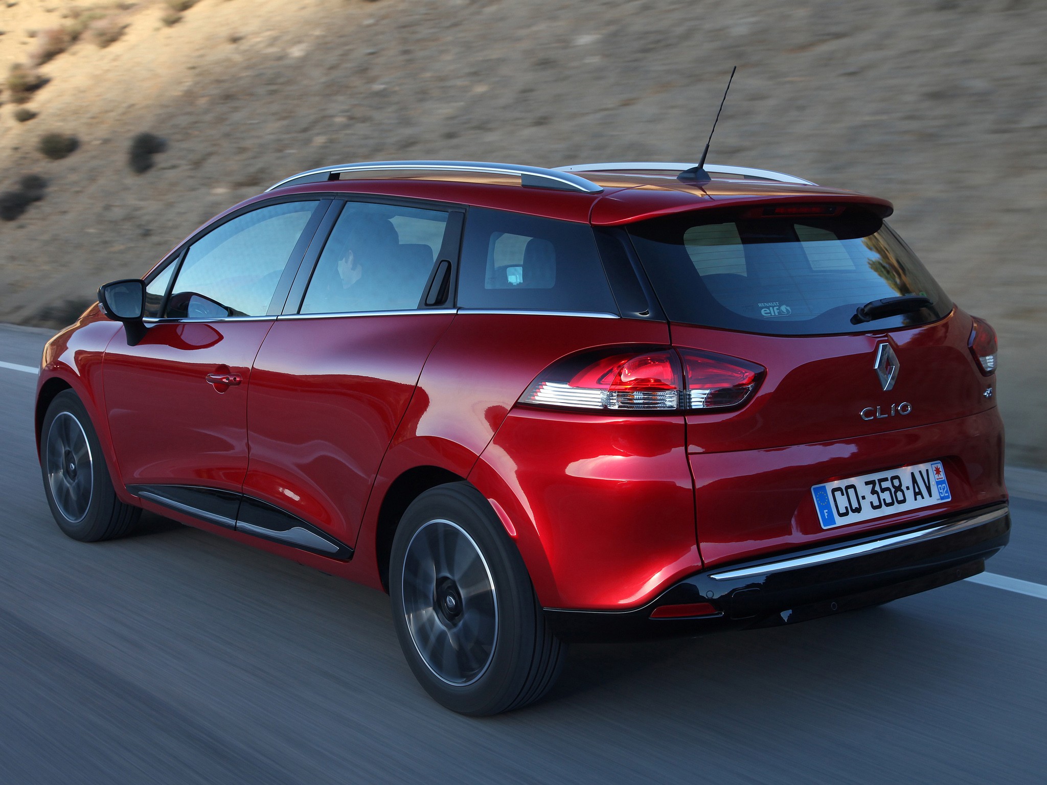 Renault Clio Estate photo 30