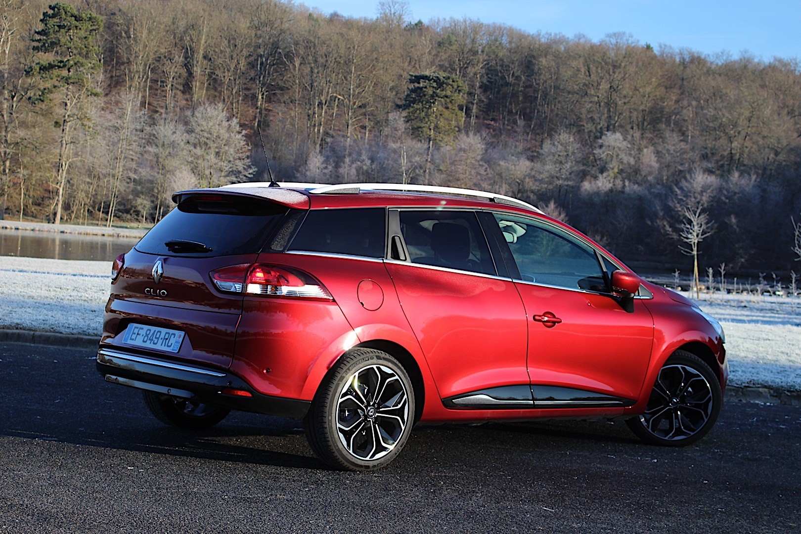 Renault Clio Estate photo 5