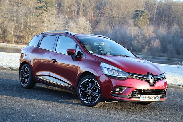 Renault Clio Estate photo 10