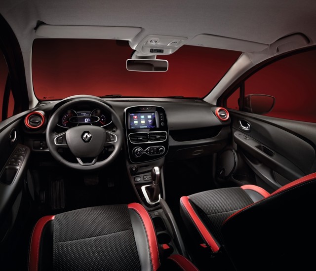 Renault Clio Estate photo 23