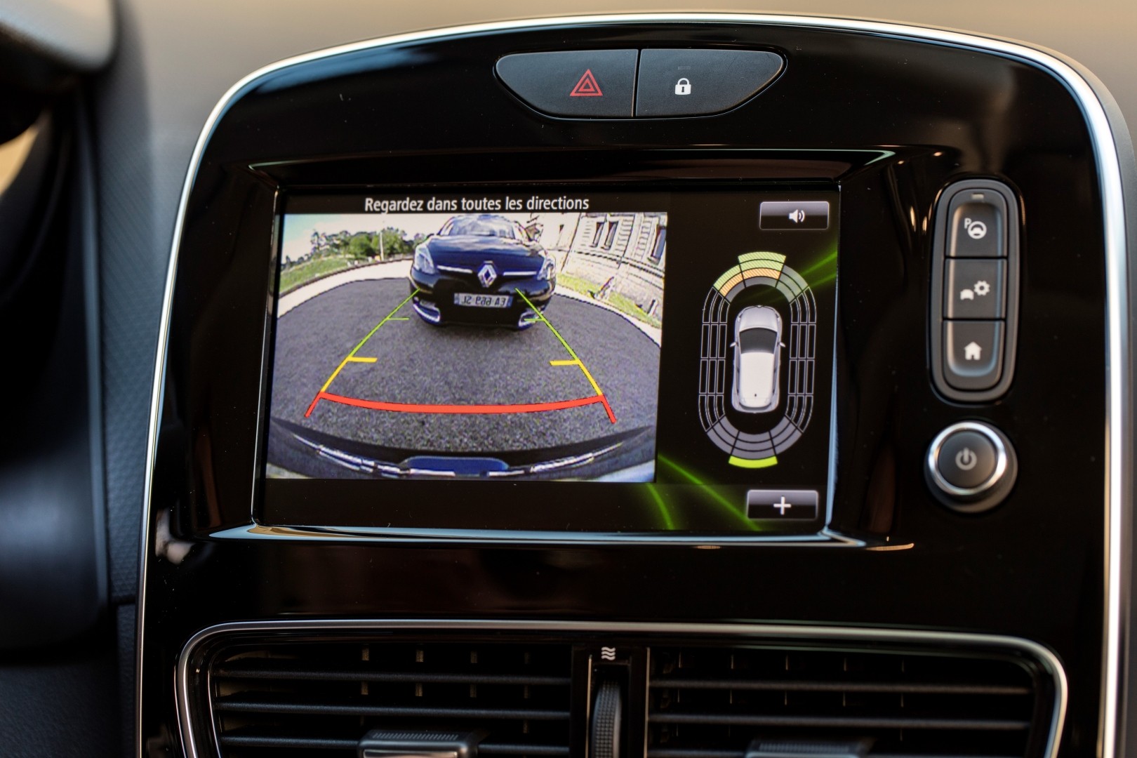 Renault Clio Estate photo 33