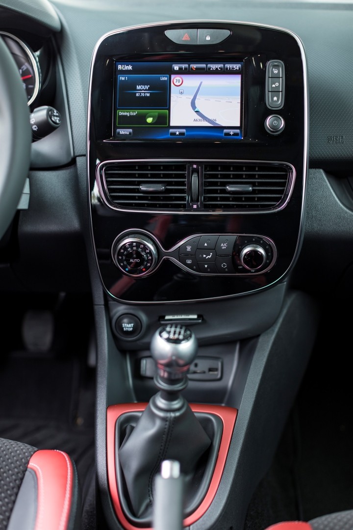 Renault Clio Estate photo 35