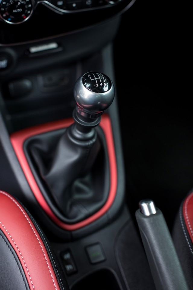 Renault Clio Estate photo 38