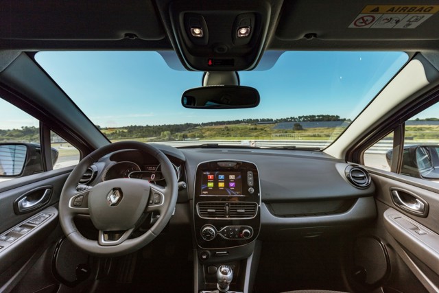 Renault Clio Estate photo 42