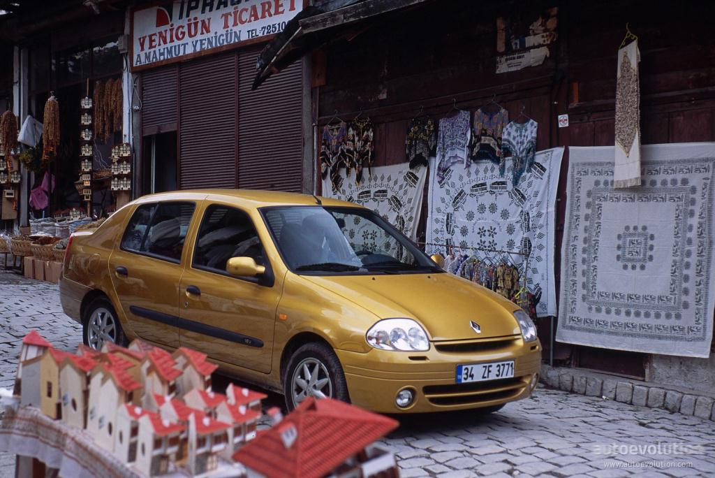 Renault Clio Symbol / Thalia photo 2