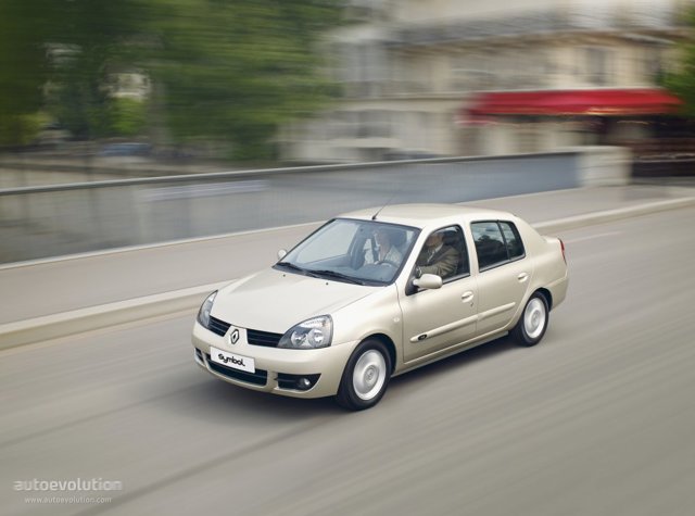 Renault Clio Symbol / Thalia photo 2